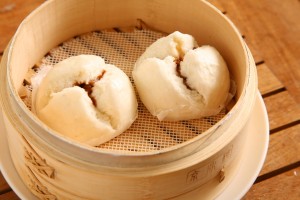 香港飲茶の定番!お子様にも大人気の香港チャーシューが入った肉まん