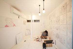 滞在制作の様子